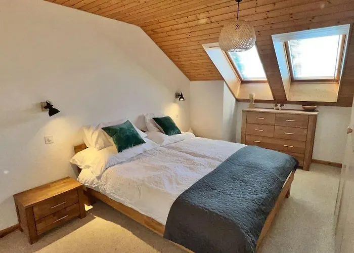 In - Amazing Views, Centrally Located By Train Station * Венген