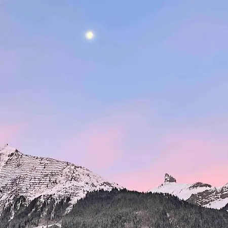 In - Amazing Views, Centrally Located By Train Station * Wengen