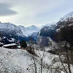 In - Amazing Views, Centrally Located By Train Station Апартаменты Венген